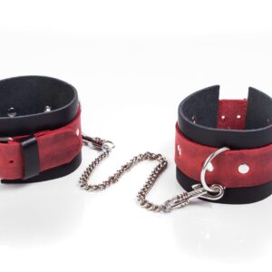Cuffs Crazy Horse Red – Skórzane Kajdanki na Nadgarstki (Rozmiar Big)