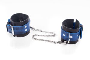 Cuffs Crazy Horse Blue – Skórzane Kajdanki na Nadgarstki (Rozmiar Small)