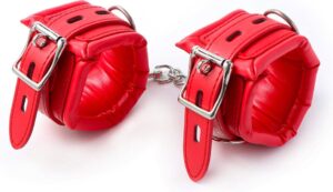 Fetish Fever – Czerwone Kajdanki z Łańcuchem | Skórzane Kajdanki BDSM
