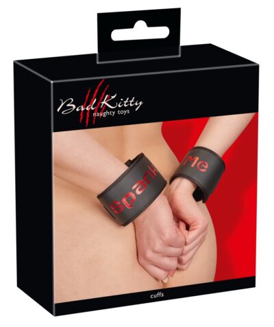 Bad Kitty Cuffs Spank Me – Kajdanki z napisem „Spank Me” | Akcesoria BDSM