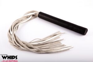 Pejcz Duży Biały – Elegancki Pejcz BDSM z Długimi Frędzlami - obrazek 2