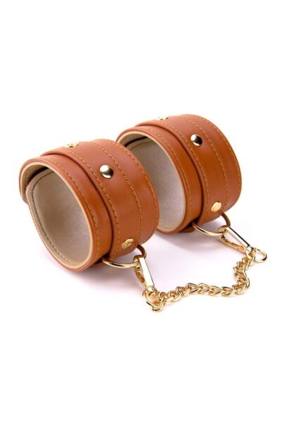 Blaze Elite Hand Cuffs Cognac Vegan Leather – Luksusowe kajdanki na nadgarstki z wegańskiej skóry - obrazek 3