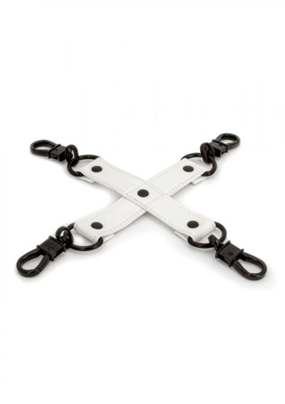 GLO in the dark restraints gear - Odkryj nowe doznania w świetle BDSM - obrazek 3