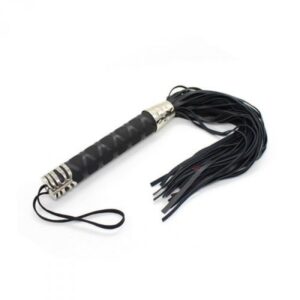 Pejcz Frusta a Frange Hard Whip Black – Czarny Skórzany Pejcz BDSM - obrazek 3