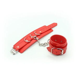 Polsiere Cuffs Belt Red – Czerwony pas z kajdankami na nadgarstki do zmysłowych zabaw - obrazek 4