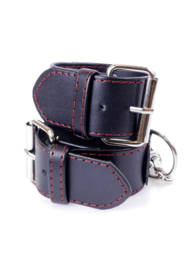 Fetish B Series Handcuffs 4 cm Red Lline – Czerwone kajdanki na nadgarstki z metalowym łańcuchem - obrazek 4